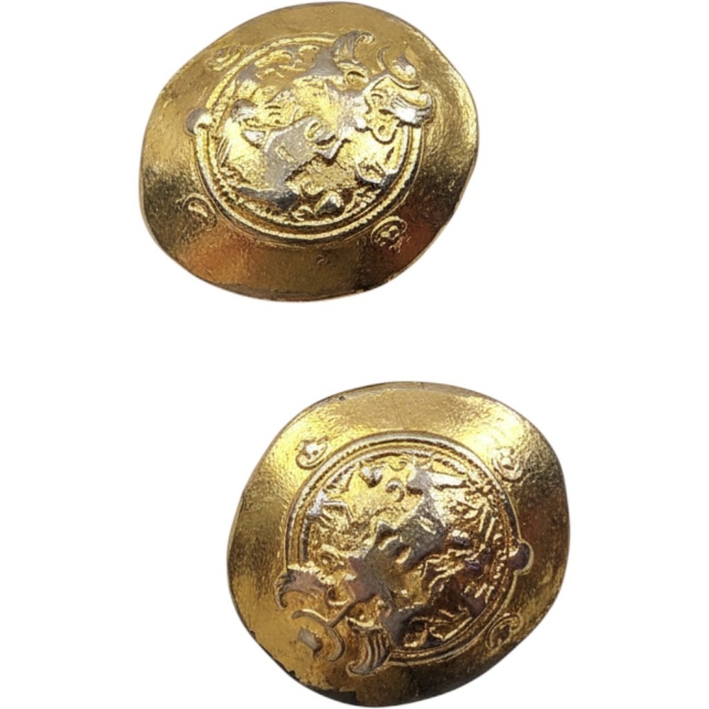 Vintage Hammered Gold Tone Crest Coin Clip On Earrings Artisan Statement 1 Inch